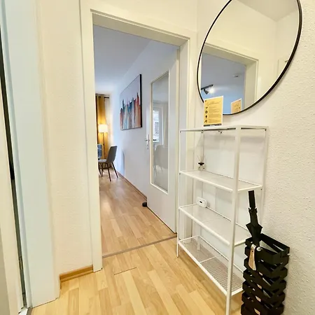 Design Daisy - Modern, Zentral, Kaffeebar Apartamento *