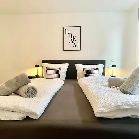 Design Daisy - Modern, Zentral, Kaffeebar *