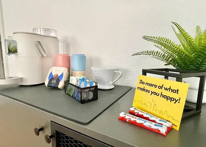 Design Daisy - Modern, Zentral, Kaffeebar Apartment *